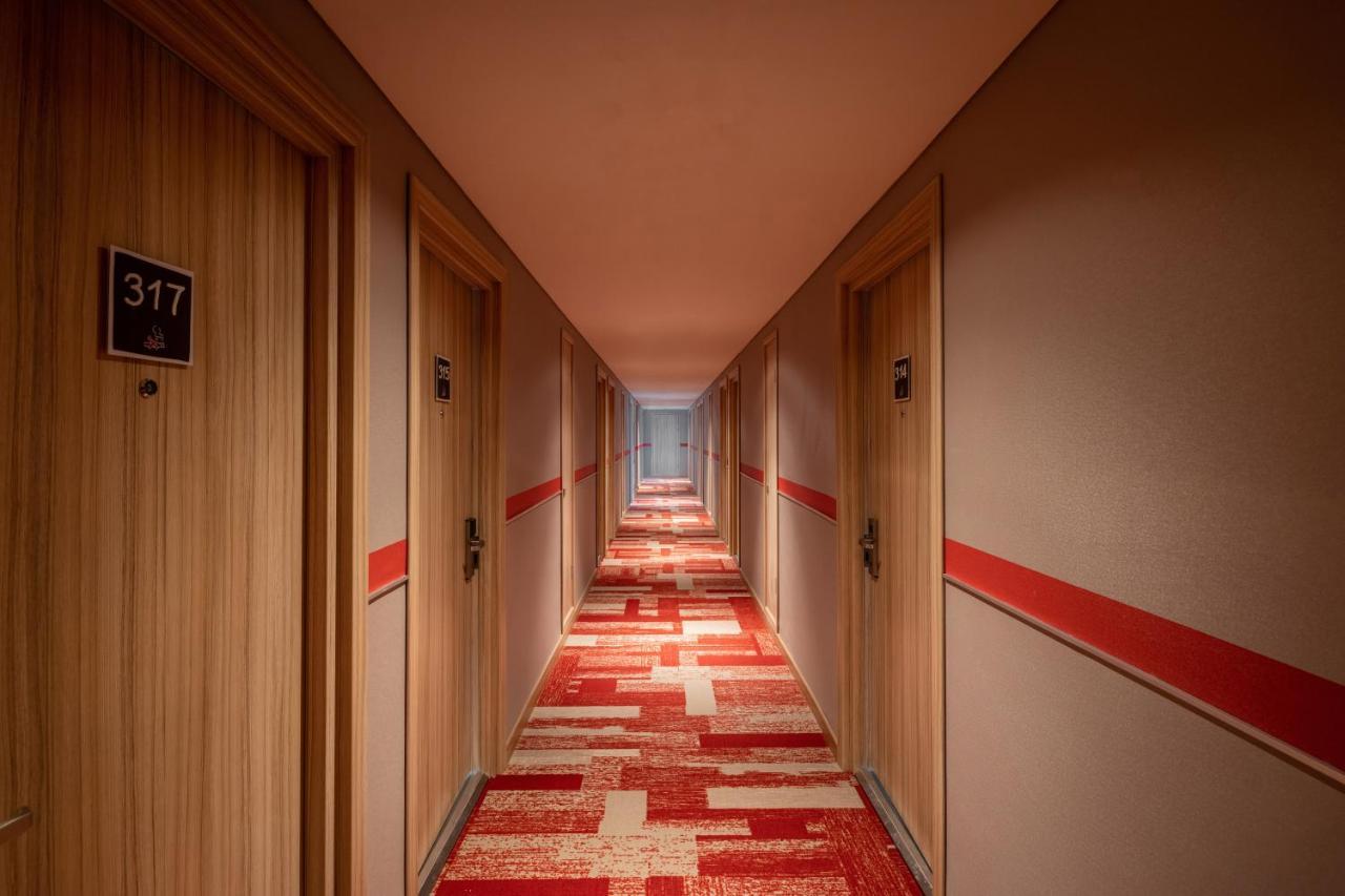 ibis Mumbai Vikhroli Hotell Eksteriør bilde